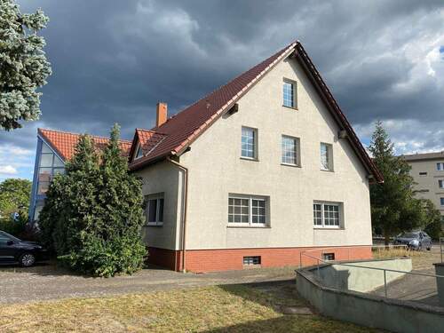 Bild 2 - Einfamilienhaus zum Kaufen in Rückersdorf