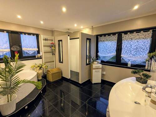 Bad - 4 Zimmer Einfamilienhaus in Elsdorf