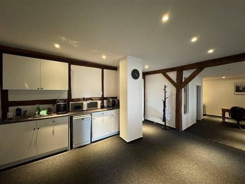 EIngangsbereich + Küche - Büro mit 150,00 m&sup2; in Fritzlar zur Miete