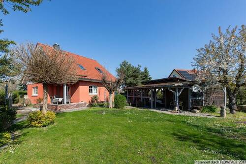 Garten - 4 Zimmer Einfamilienhaus zum Kaufen in Heidenau