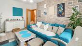 Wohnzimmer 2 - 2 Zimmer Etagenwohnung in Dresden