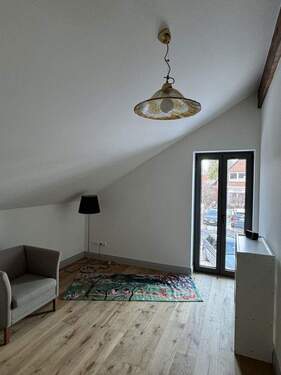 Bild 3 - 4 Zimmer Doppelhaushälfte in Hamburg