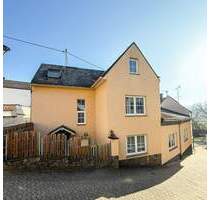 Liebevoll Saniertes Einfamilienhaus mit großzügigem Wohnbereich in Andernach-Miesenheim