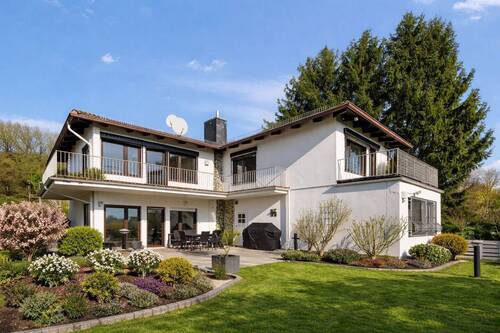 Visualisierung Hausansicht - Exklusive Rarität: Traumgrundstück mit Ein- bis Zweifamilienhaus in Bestlage von Rosbach v.d. Höhe