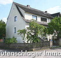 Erschwinglicher Wohntraum in ruhiger Lage! Doppelhaushälfte in Berching