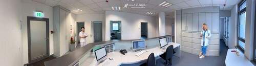 Panorama-Eingang - Facharztforum Fürth: EG Fläche für Einzelhandel, Friseure & Beauty