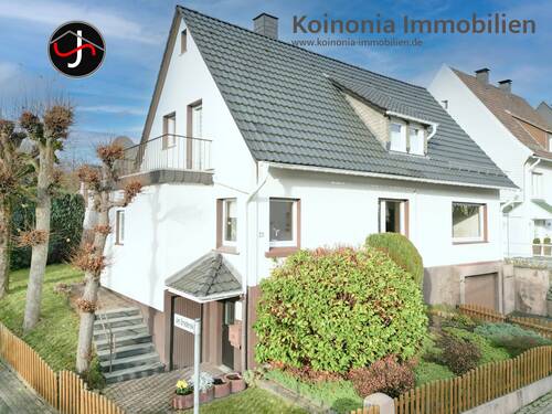 Ansicht - 7 Zimmer Mehrfamilienhaus, Wohnhaus zum Kaufen in Kierspe