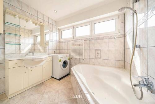 BADEZIMMER (visualisiert) - 