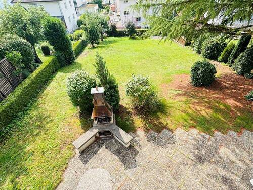 sonniger Garten - 