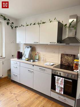 .. mit Küche und Elektrogeräten - 3 Zimmerwohnung mit Charme und Einbauküche in stadtnaher Lage von Kitzingen