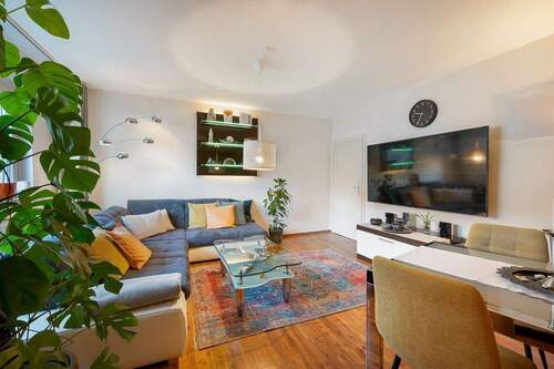 Wohnzimmer Ansicht 2 - 3 Zimmer Etagenwohnung in Frankfurt am Main