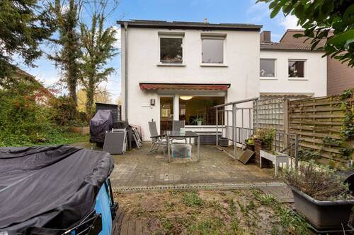 Haus Gartenansicht - 