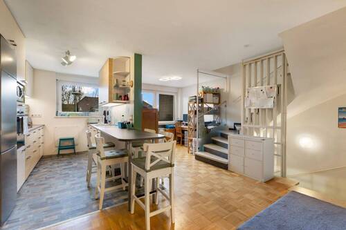 Koch- und Essbereich - 4 Zimmer Reihenendhaus in Mettmann