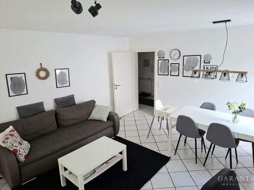 Wohn und Esszimeransicht04 - Etagenwohnung mit 78,00 m² in Pforzheim zur Miete