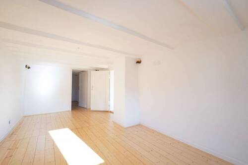 Schlaf- / Wohnzimmer - 