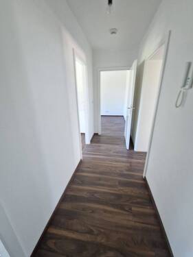 Flur - 2 Zimmer Etagenwohnung zur Miete in Lutherstadt Wittenberg
