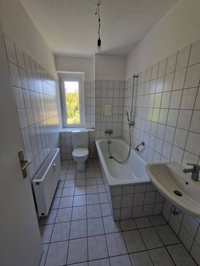 Bad - 2 Zimmer Etagenwohnung in Lutherstadt Wittenberg