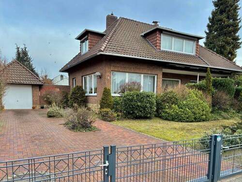Wohnhaus - 6 Zimmer Einfamilienhaus zum Kaufen in Diepholz