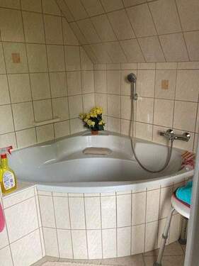 und Eckwanne - 
