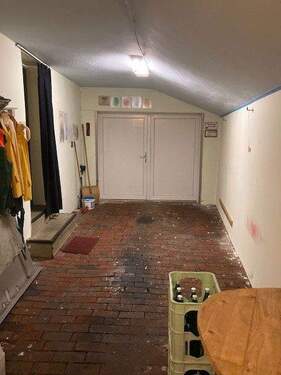 Garage - 