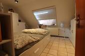 Schlafzimmer DG - 
