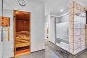 Sauna UG - 