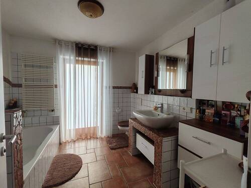 Badezimmer EG - 4 Zimmer Einfamilienhaus zum Kaufen in Töging am Inn
