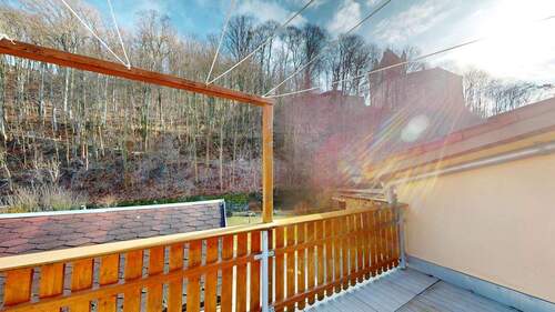 Balkon im Obergeschoss - 5 Zimmer Mehrfamilienhaus, Wohnhaus in Liebstadt