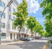 Man lebt nur einmal - zum Beispiel hier am Savignyplatz - VERMIETET - Berlin Charlottenburg