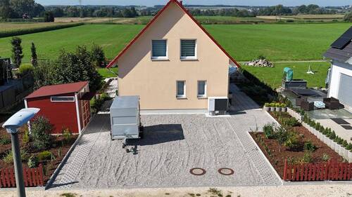 Bild 2 - 4 Zimmer Einfamilienhaus zum Kaufen in Dürrlauingen