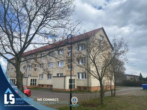 Hausansicht - schöne 1 Raum Wohnung in Sandbeiendorf