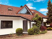 Blick von der Garage - 5 Zimmer Einfamilienhaus zum Kaufen in Schorndorf