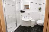Gäste-Wc mit Dusche - 