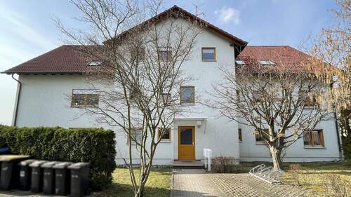 Außenaufnahmen - Etagenwohnung mit 39,90 m&sup2; in Pirna zum Kaufen