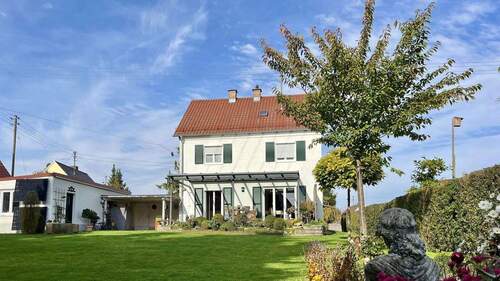 Haus und Garten - Kernsaniertes Wohlfühlhaus mit herrlichem Garten in Bestlage