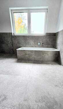 Badewanne20251020).jpg - 