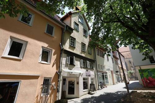 Bild 3 - 8 Zimmer Mehrfamilienhaus, Wohnhaus in Schorndorf