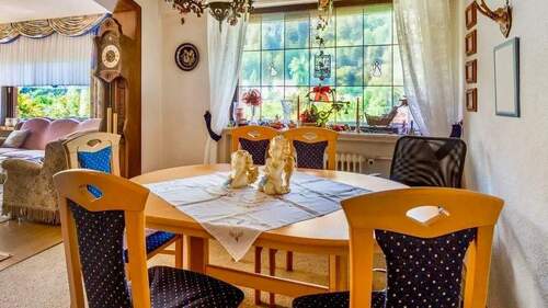 Wohn-und Esszimmer OG - 