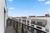 Balkon Musterwohnung - Etagenwohnung mit 78,40 m&sup2; in Berlin zum Kaufen