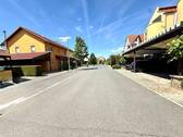 Lage in einer ruhigen Seitenstraße - 