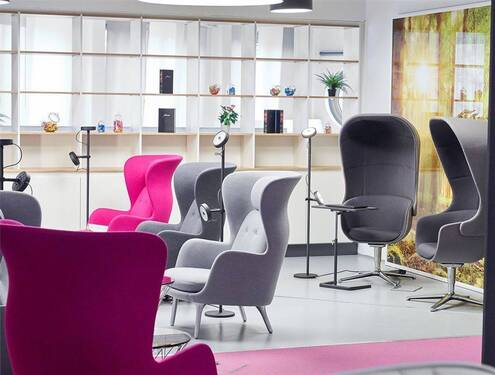 Loungebereich - Büro mit 44,00 m&sup2; in Hallbergmoos zur Miete