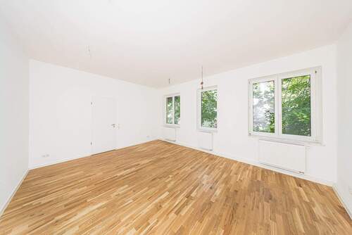 Wohnzimmer - 4 Zimmer Etagenwohnung in Leipzig
