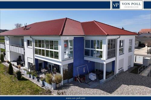 Titelbild - Moderne 4-Zimmer-Wohnung mit Wintergarten und Blick ins Grüne