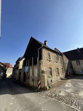 Ansicht - 6 Zimmer Einfamilienhaus zum Kaufen in Dettelbach