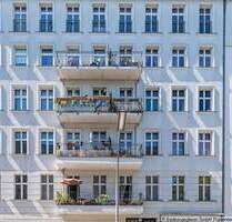Attraktive 5-Zimmer Altbauwohnung mit Balkon in der Belle Etage im Graefekiez - Berlin Kreuzberg