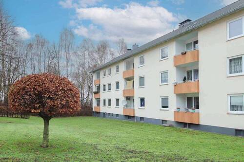 Außenaufnahme - 3 Zimmer Etagenwohnung zum Kaufen in Lage