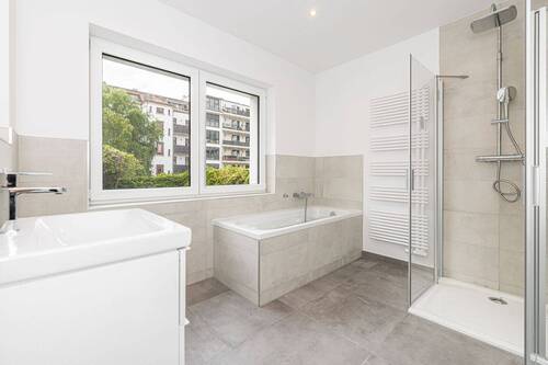 Badezimmer - Etagenwohnung mit 94,00 m&sup2; in Leipzig zum Kaufen