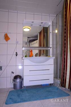 Untere Wohnung Bad - 