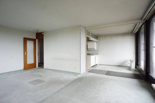 Helles Wohn-/Esszimmer - Etagenwohnung mit 152,00 m² in Stuttgart zum Kaufen