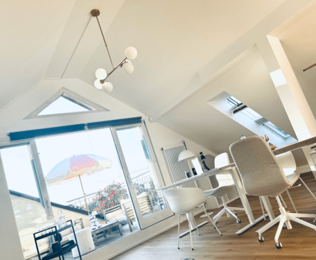 Bild 1 - Biete Loft mit Dachterrasse und Pool - All-in-Miete